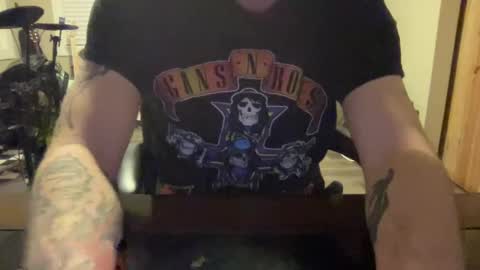 Snapshot of guitarchef08 chatting on January 16, 6:46 am guitarchef08 online show from January 16, 6:46 am