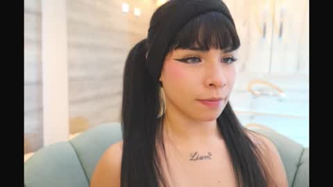 gummyluv online show from November 9, 9:57 pm