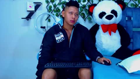 Hakim online show from September 14, 1:54 pm