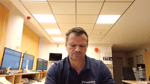 Snapshot of guschidick chatting on November 23, 7:19 am guschidick online show from November 23, 7:19 am