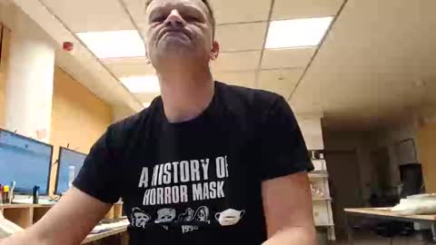 Snapshot of guschidick chatting on December 14, 7:29 pm guschidick online show from December 14, 7:29 pm