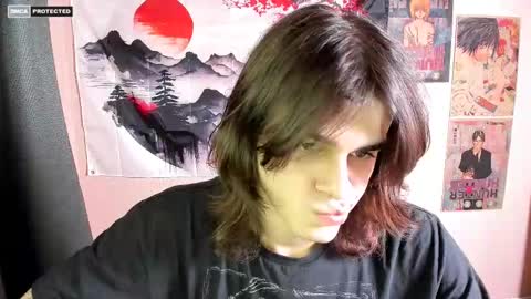 gushill_ online show from March 12, 7:28 pm