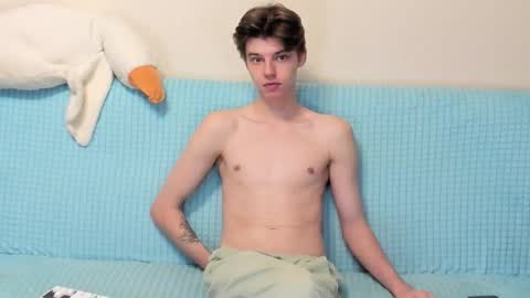 guy_liam1 online show from November 1, 6:59 am