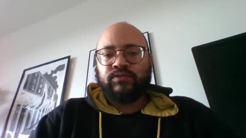 Snapshot of guy_wood15 chatting on February 6, 11:10 am guy_wood15 online show from February 6, 11:10 am