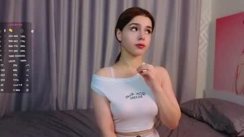 Lisa online show from October 3, 1:13 am