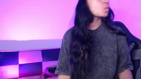 gwenhazel online show from November 29, 11:24 am