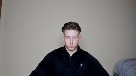 Snapshot of gym_alpha chatting on December 14, 6:52 pm Oliver online show from December 14, 6:52 pm