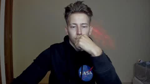 Snapshot of gym_alpha chatting on February 4, 12:00 pm Oliver online show from February 4, 12:00 pm