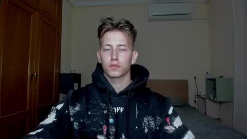 Snapshot of gym_alpha chatting on March 11, 9:37 pm Oliver online show from March 11, 9:37 pm