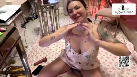 Snapshot of gypsy_rebellion chatting on November 4, 12:26 pm Gypsy online show from November 4, 12:26 pm