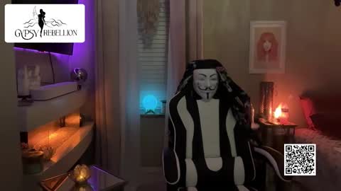 Snapshot of gypsy_rebellion chatting on November 18, 11:03 am Gypsy online show from November 18, 11:03 am