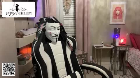 Snapshot of gypsy_rebellion chatting on November 19, 11:21 am Gypsy online show from November 19, 11:21 am