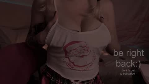 Lana online show from December 18, 9:54 pm