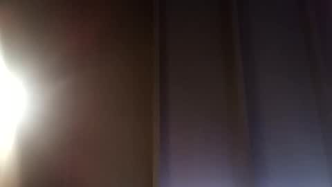 Snapshot of h_rd333 chatting on December 27, 10:37 pm h_rd333 online show from December 27, 10:37 pm