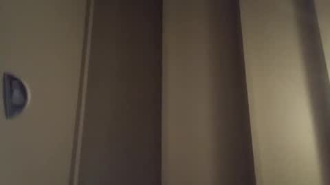 Snapshot of h_rd333 chatting on February 8, 1:33 pm h_rd333 online show from February 8, 1:33 pm