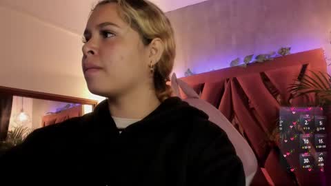 Haely online show from February 14, 11:10 am