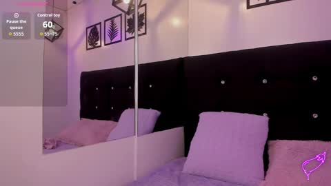 haiily_baeker online show from October 6, 2:47 pm