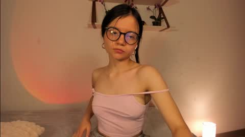 Hailey online show from December 3, 7:21 am