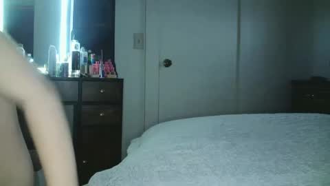 Hailey and d online show from December 19, 4:23 am