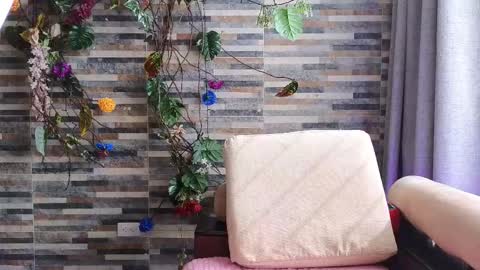 SALMA  online show from October 29, 7:48 pm