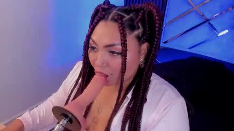 Halleyrosse online show from November 21, 4:11 am