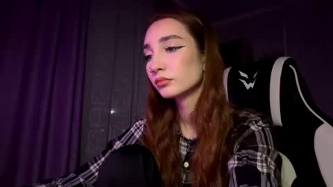 Holly online show from November 23, 7:46 pm