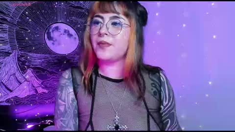 Hallu online show from November 15, 6:15 pm