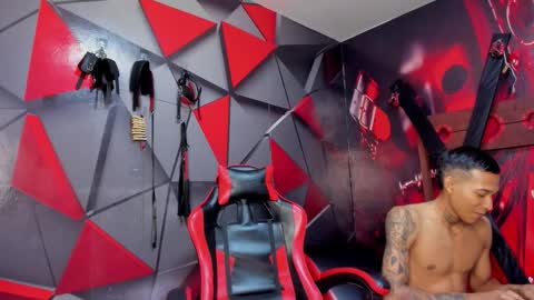 Hana and Zeta online show from September 28, 12:10 pm