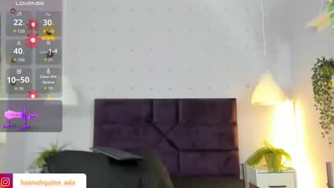 hanaahquinn online show from October 21, 11:33 am