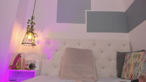 Snapshot of hanah_gray chatting on January 17, 5:19 pm hanah_gray online show from January 17, 5:19 pm