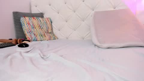 Snapshot of hanah_gray chatting on March 11, 5:24 pm hanah_gray online show from March 11, 5:24 pm