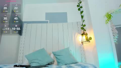 Snapshot of hanah_gray chatting on October 19, 11:11 am hanah_gray online show from October 19, 11:11 am