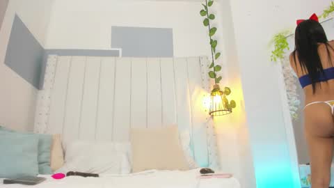 Snapshot of hanah_gray chatting on October 31, 11:11 am hanah_gray online show from October 31, 11:11 am