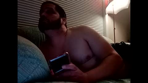 handsomedaddy198923 online show from September 20, 7:09 am