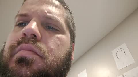 handsomedaddy198923 online show from September 28, 9:53 pm