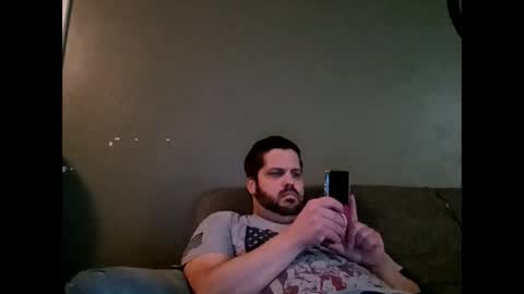 handsomedaddy198923 online show from October 13, 2:55 am