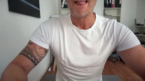 hanky online show from September 15, 6:57 am