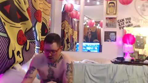 hank rams online show from February 25, 6:09 pm