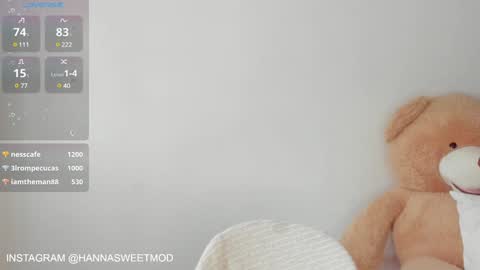 Snapshot of hanna_1sweet chatting on December 29, 7:53 pm hanna online show from December 29, 7:53 pm