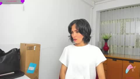 Sara online show from November 16, 2:22 pm