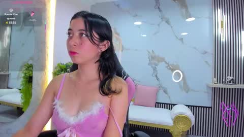 Snapshot of hanna_cutte_ chatting on November 16, 10:32 am Hanna online show from November 16, 10:32 am