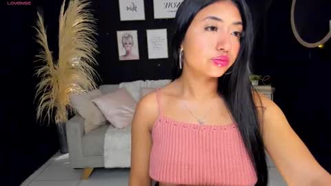 Snapshot of hanna_fost chatting on February 11, 12:58 pm im Hanna online show from February 11, 12:58 pm