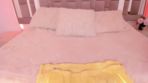 Snapshot of hanna_fost chatting on March 6, 4:07 pm im Hanna online show from March 6, 4:07 pm