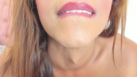 Welcome Guys Im hannaHoney online show from December 21, 8:39 am