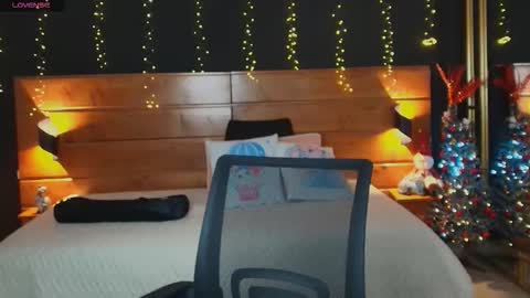 Hanna online show from December 3, 7:45 pm