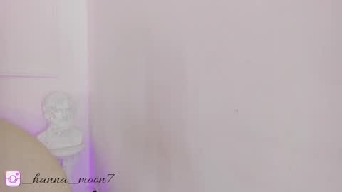 Hanna online show from March 6, 11:42 pm