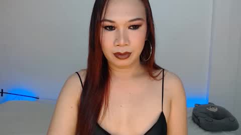 Hannah online show from October 22, 1:50 am