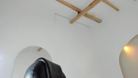 Snapshot of hannah__gray chatting on October 9, 1:09 pm hannah__gray online show from October 9, 1:09 pm