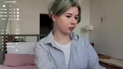 Hannah Allin online show from February 26, 12:14 pm