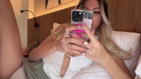 Im your naughty girl and porn star in bed Hannah online show from November 14, 2:10 am